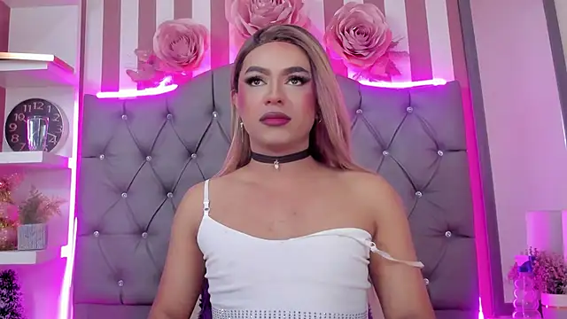 Snapshot of Star-Fire chatting on 7, 2, 2025 Star-Fire online show from 7, 2, 2025