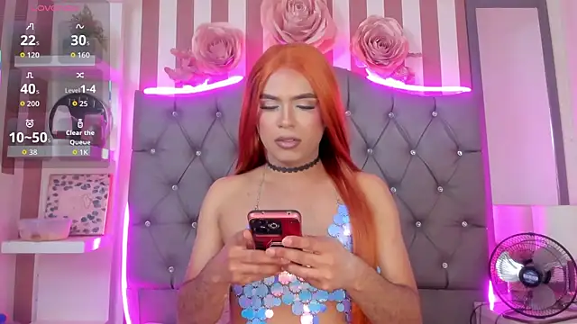 Snapshot of Star-Fire chatting on 20, 11, 2025 Star-Fire online show from 20, 11, 2025