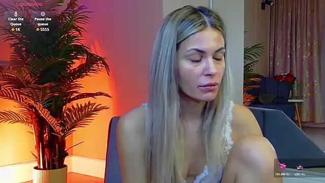 Avril Cyrus online show from 13, 11, 2025