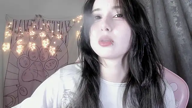 Holy420lolii online show from 29, 9, 2025