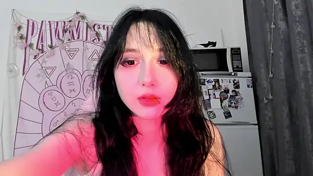 Holy420lolii online show from 1, 3, 2026