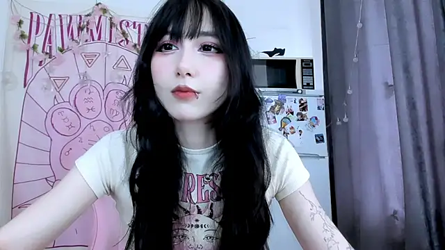 Snapshot of Holy420lolii chatting on 9, 6, 2026 Holy420lolii online show from 9, 6, 2026