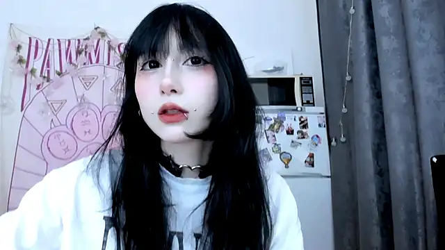 Snapshot of Holy420lolii chatting on 14, 6, 2026 Holy420lolii online show from 14, 6, 2026