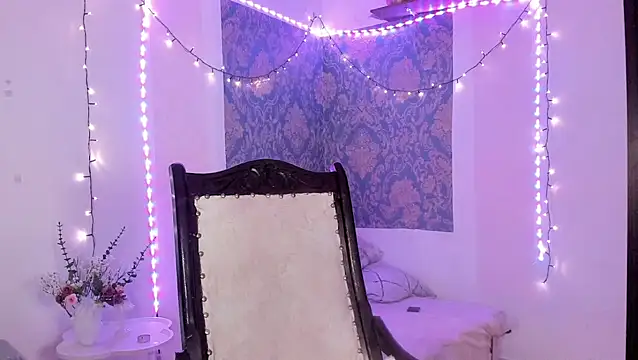 Eva Lee  online show from 8, 3, 2026