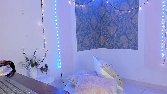 Eva Lee  online show from 26, 3, 2026