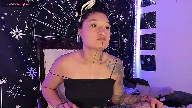 Eva Lee  online show from 4, 10, 2025