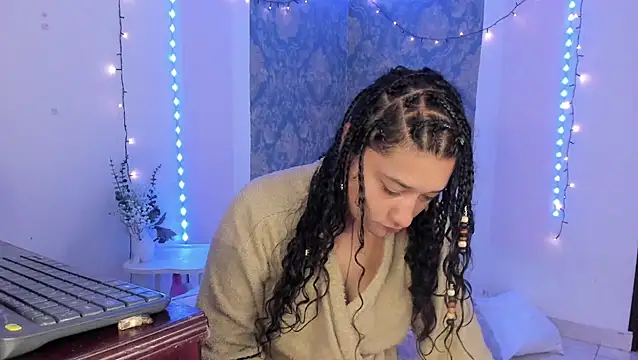 Eva Lee  online show from 31, 3, 2026