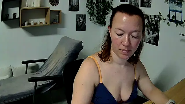 AnyaKreyxh online show from 12, 2, 2025