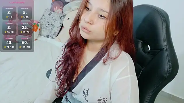 Snapshot of Hanaa_rosse chatting on 7, 10, 2025 Hanaa rosse online show from 7, 10, 2025