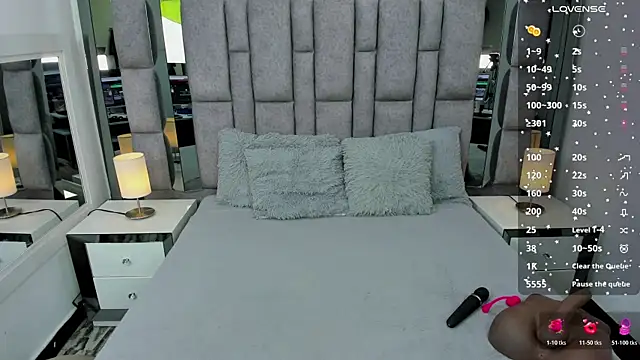 EMMAHILL1 online show from 12, 11, 2025