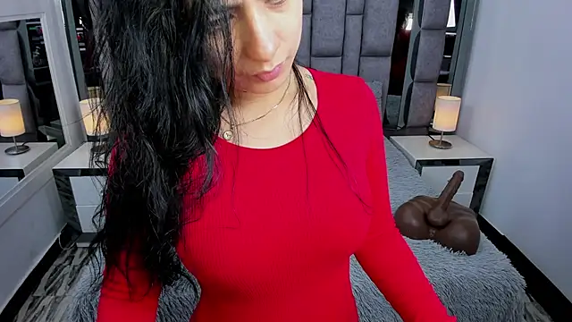 EMMAHILL1 online show from 7, 4, 2026