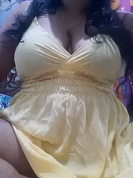 chubby wife online show from 24, 1, 2025