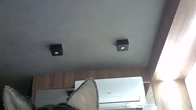 Skinny-Kitten online show from 15, 9, 2025