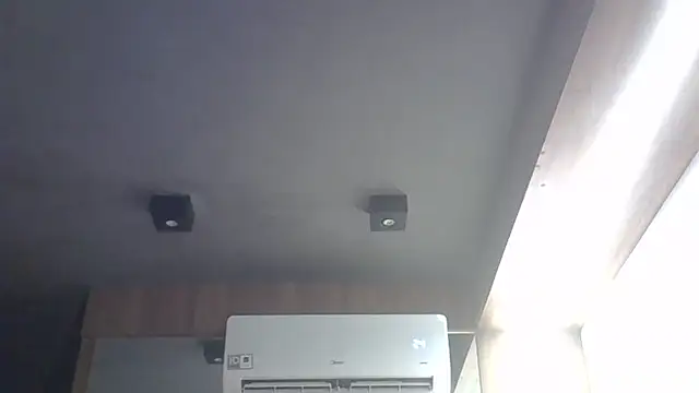 Skinny-Kitten online show from 1, 4, 2026