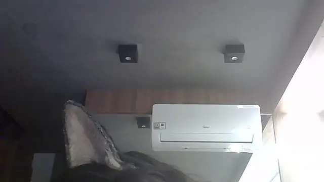 Skinny-Kitten online show from 13, 2, 2026