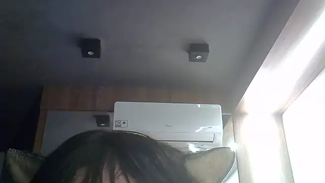 Skinny-Kitten online show from 8, 7, 2026