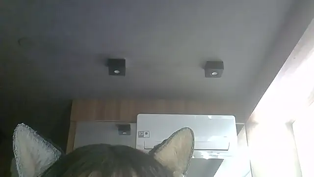Skinny-Kitten online show from 10, 7, 2026