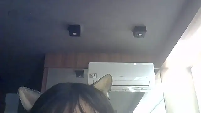Skinny-Kitten online show from 7, 7, 2026