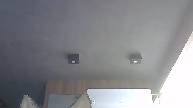 Skinny-Kitten online show from 17, 12, 2025