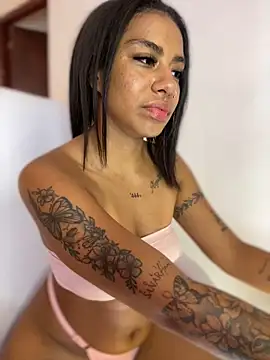 Snapshot of ATENEA_SEXXXY chatting on 7, 12, 2024 ATENEA SEXXXY online show from 7, 12, 2024