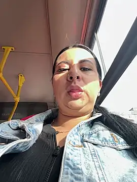 Snapshot of Abril_Luv chatting on 21, 7, 2026 Abril Luv online show from 21, 7, 2026