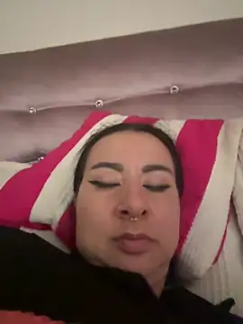 Abril Luv online show from 1, 3, 2026