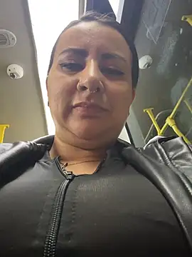 Abril Luv online show from 14, 3, 2026