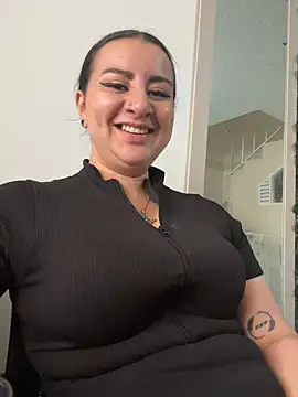 Abril Luv online show from 9, 3, 2026