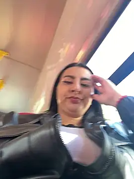 Snapshot of Abril_Luv chatting on 22, 4, 2026 Abril Luv online show from 22, 4, 2026