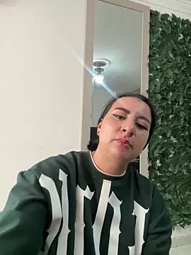 Abril Luv online show from 16, 4, 2026