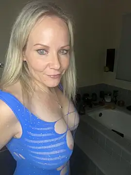 Snapshot of Sexual_Lovable_Doll chatting on 12, 9, 2025 Sexual Lovable Doll online show from 12, 9, 2025