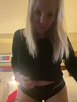 Snapshot of Sexual_Lovable_Doll chatting on 3, 11, 2025 Sexual Lovable Doll online show from 3, 11, 2025