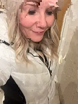 Snapshot of Sexual_Lovable_Doll chatting on 12, 11, 2025 Sexual Lovable Doll online show from 12, 11, 2025