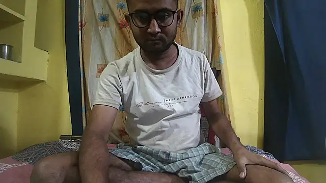 Snapshot of Cute_boy2000 chatting on 9, 3, 2025 Cute boy2000 online show from 9, 3, 2025