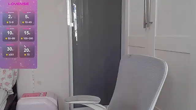 FluffyRainbowKity online show from 7, 11, 2025