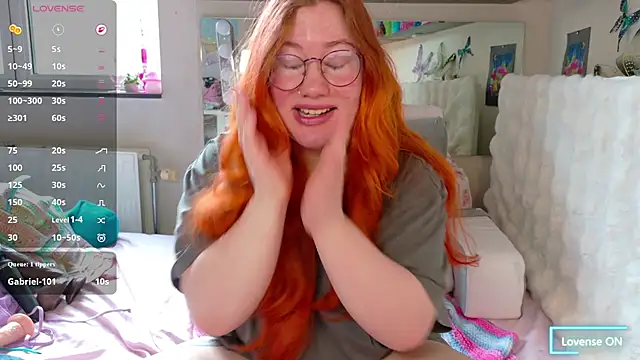 Snapshot of FluffyRainbowKity chatting on 17, 5, 2026 FluffyRainbowKity online show from 17, 5, 2026