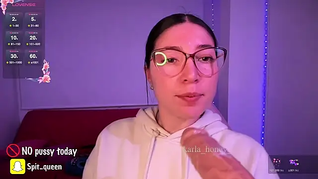 Spit queen online show from 29, 10, 2025