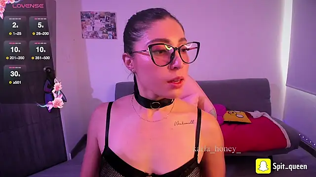 Spit queen online show from 6, 2, 2026