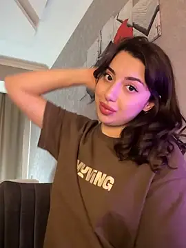 Tasty Nora online show from 1, 3, 2025