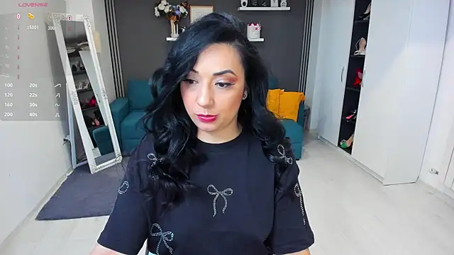 Snapshot of Christall_StarXX chatting on 26, 11, 2025 Christall StarXX online show from 26, 11, 2025