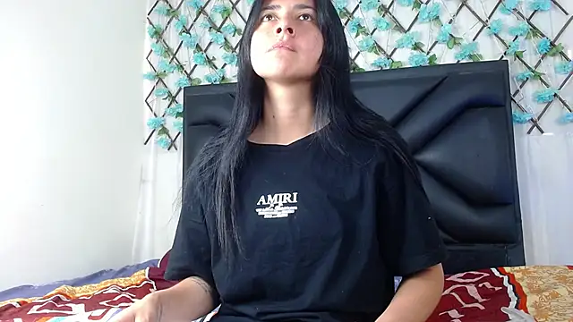 EmmaWilliamss online show from 4, 12, 2025