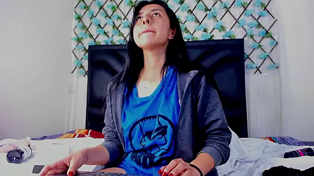 EmmaWilliamss online show from 26, 3, 2026