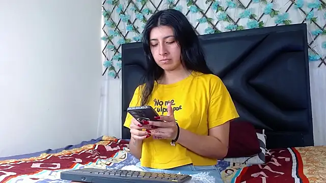 EmmaWilliamss online show from 2, 12, 2025