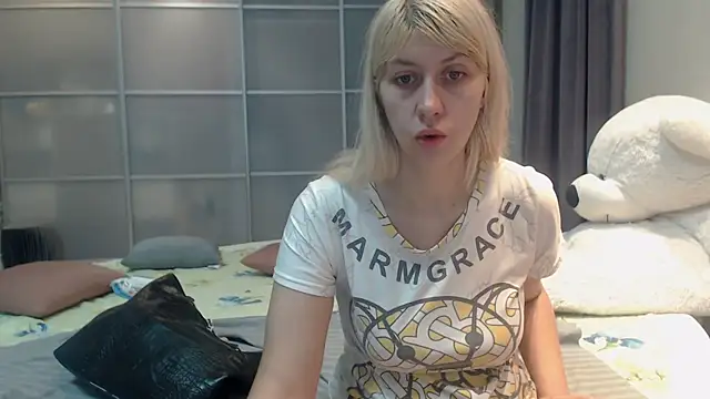 KyliePag online show from 29, 10, 2025