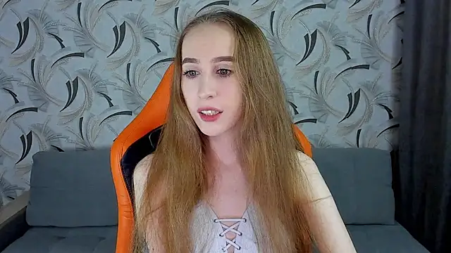 Snapshot of _mira_cle_ chatting on 7, 1, 2025  mira cle  online show from 7, 1, 2025