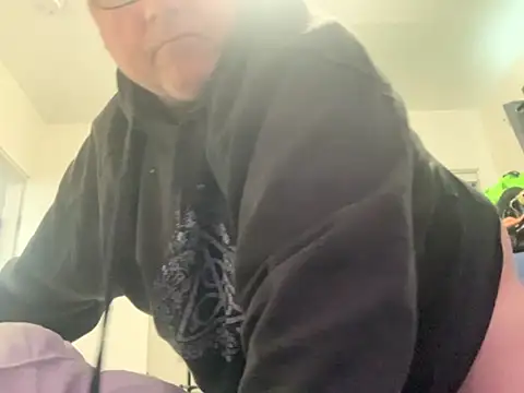 Snapshot of iwantutocum1X chatting on 26, 6, 2026 iwantutocum1X online show from 26, 6, 2026