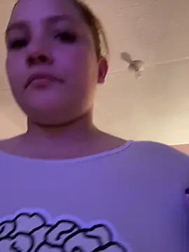 EmilyBarragan online show from 16, 1, 2025