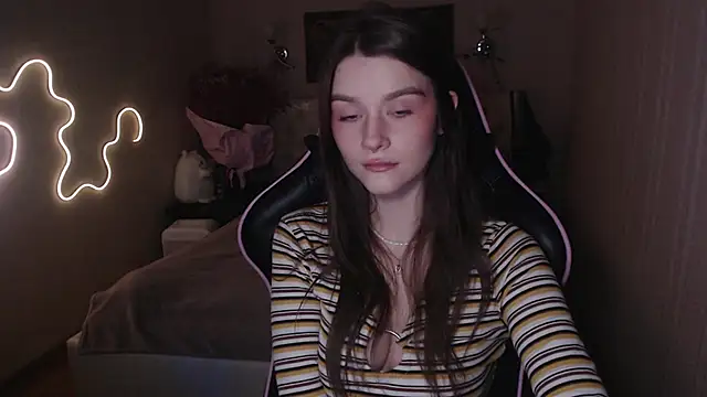 Snapshot of jeann_elsaa chatting on 1, 12, 2024 jeann elsaa online show from 1, 12, 2024