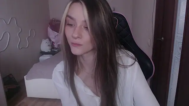 Snapshot of jeann_elsaa chatting on 9, 3, 2025 jeann elsaa online show from 9, 3, 2025