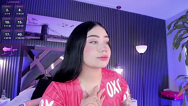 haylie  online show from 27, 10, 2025